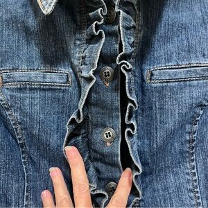 Women's Blue Ruffle Trim Denim Jacket Shirt W/ Buttons Pockets Size M  RXB